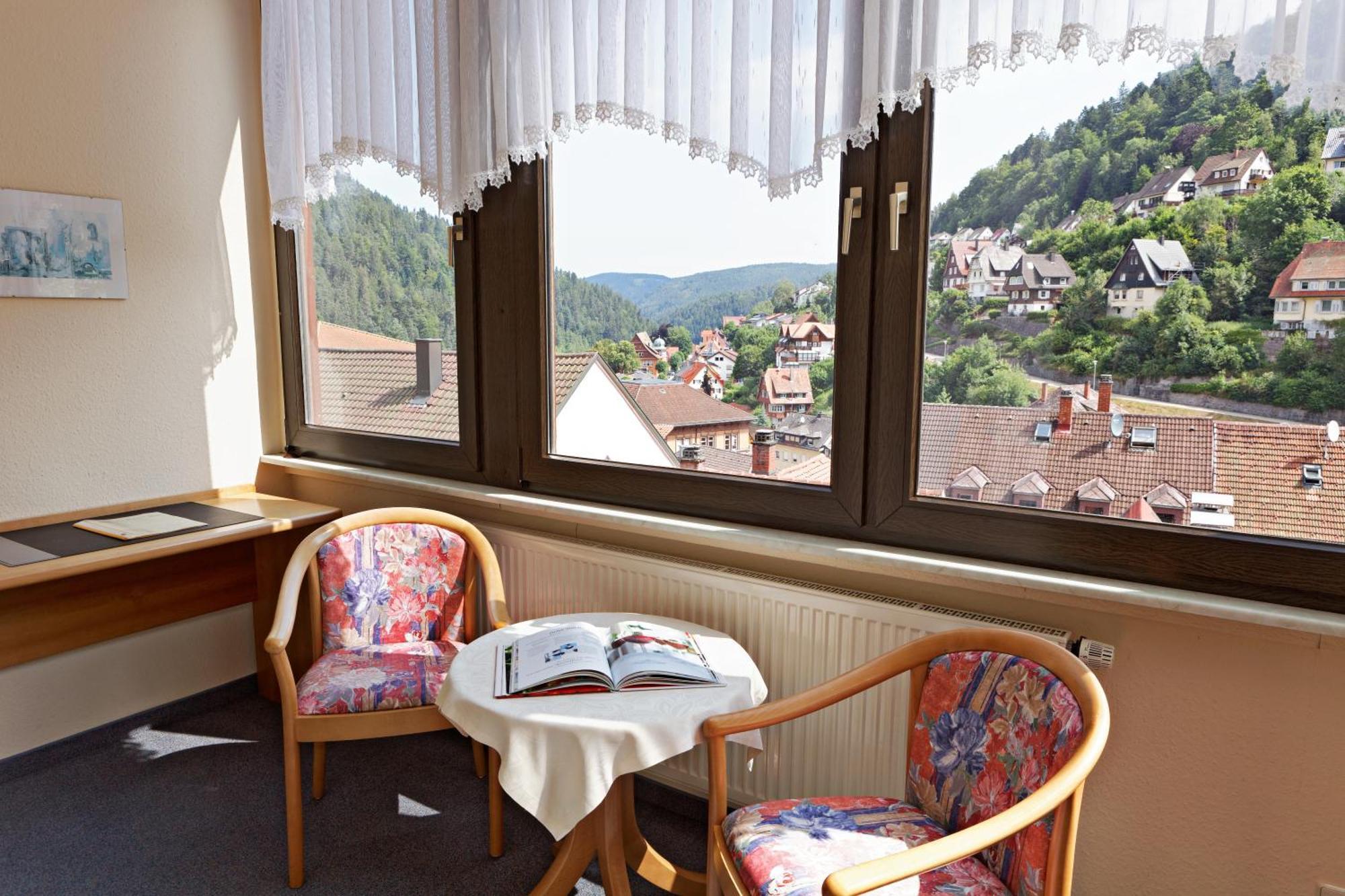 Hotel Restaurant Ketterer Am Kurgarten Triberg im Schwarzwald Room photo